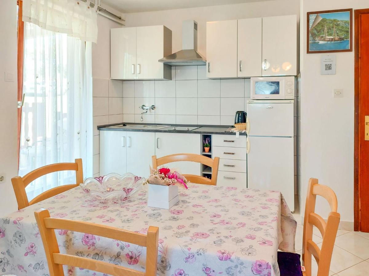 Apartment Kuki - Prc159 By Interhome Porec Esterno foto